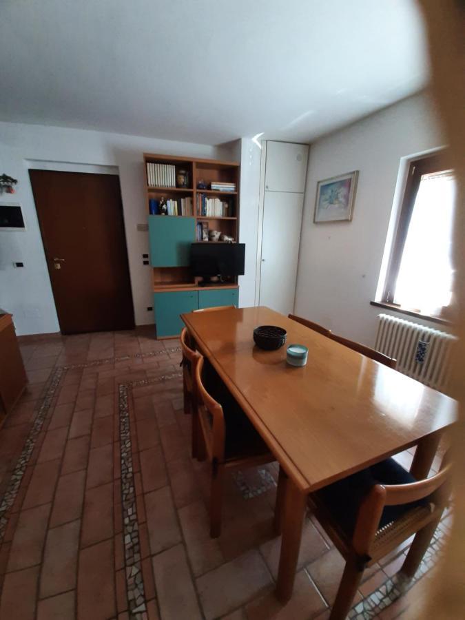 カステル・ディ・サングロ La Casa Di Walter E Rosaヴィラ エクステリア 写真