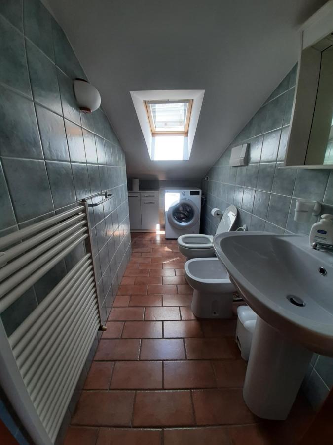 カステル・ディ・サングロ La Casa Di Walter E Rosaヴィラ エクステリア 写真